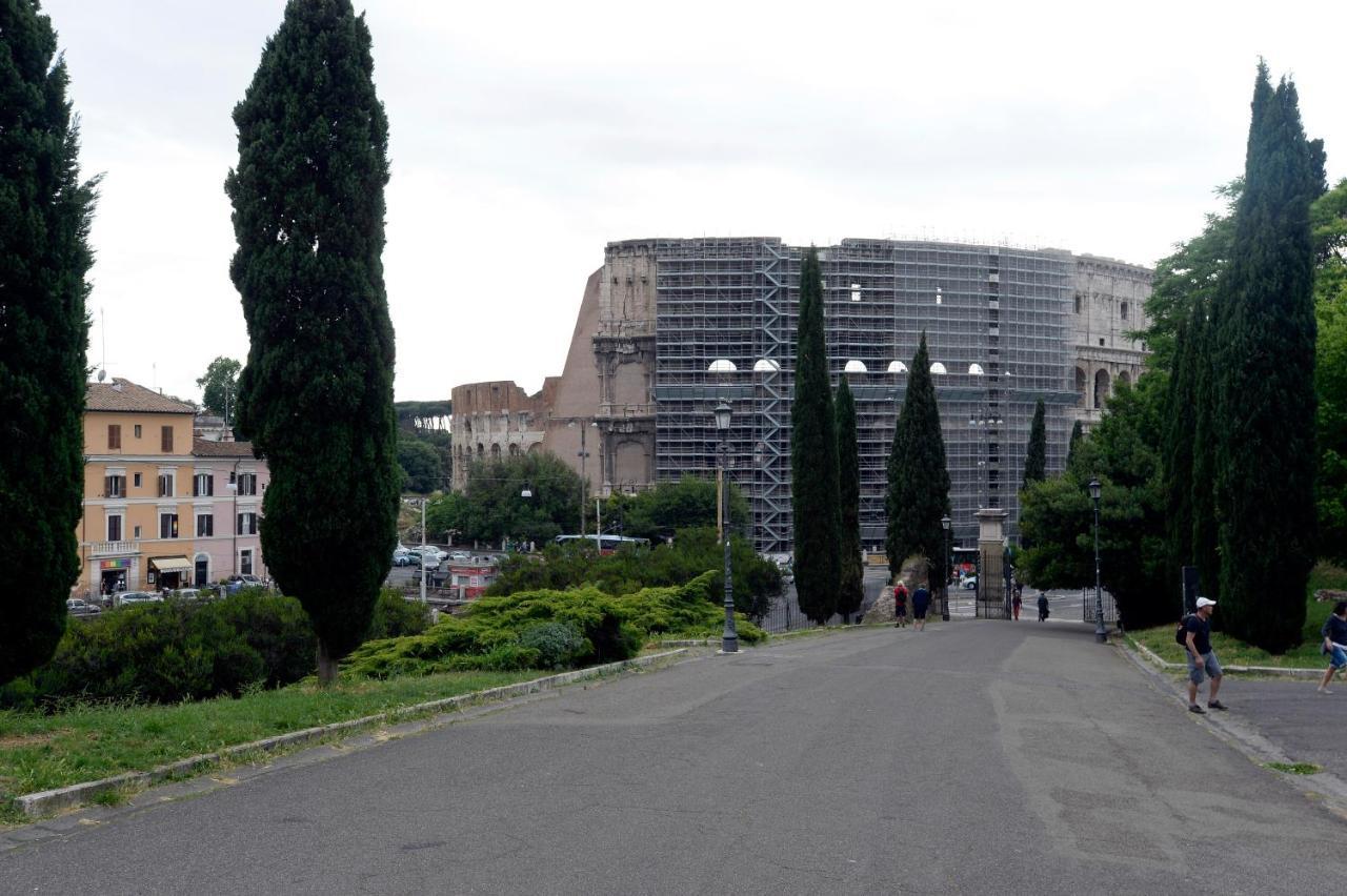 Mecenate Deluxe Colosseum Roma Exterior foto